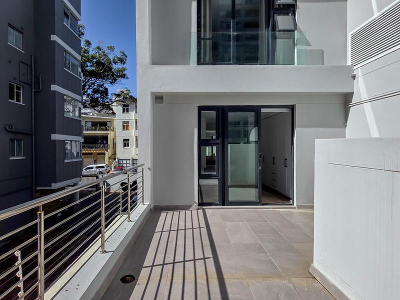 2 Bedroom Property for Sale in Sea Point Western Cape
